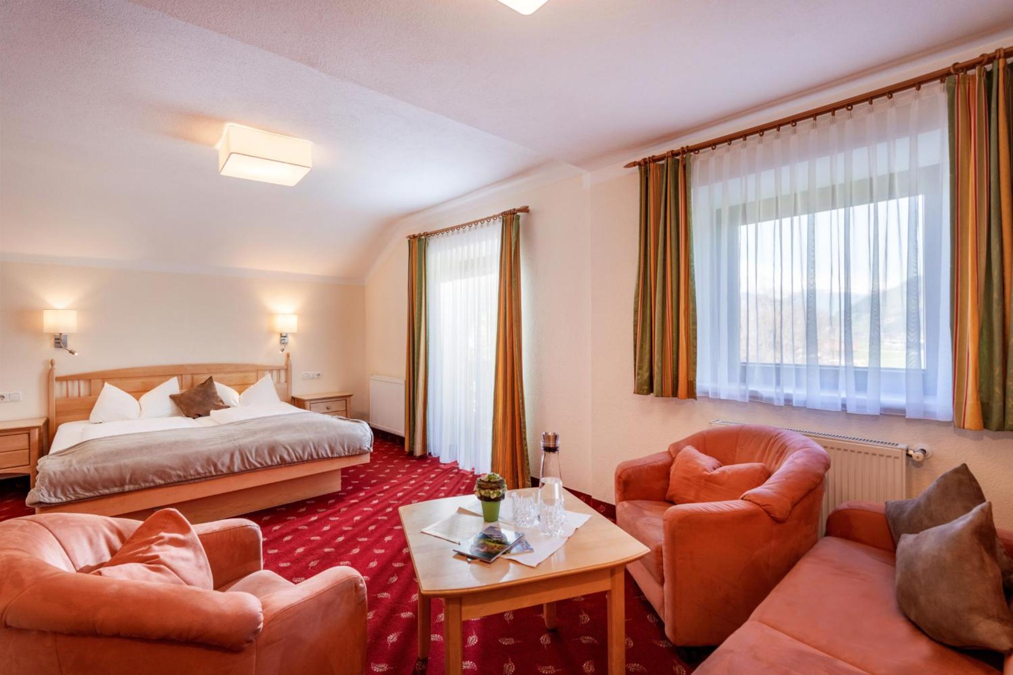 Hotel Garni Birkenhof Mayrhofen Exterior photo