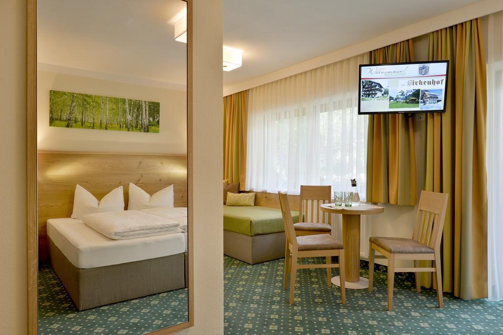 Hotel Garni Birkenhof Mayrhofen Exterior photo